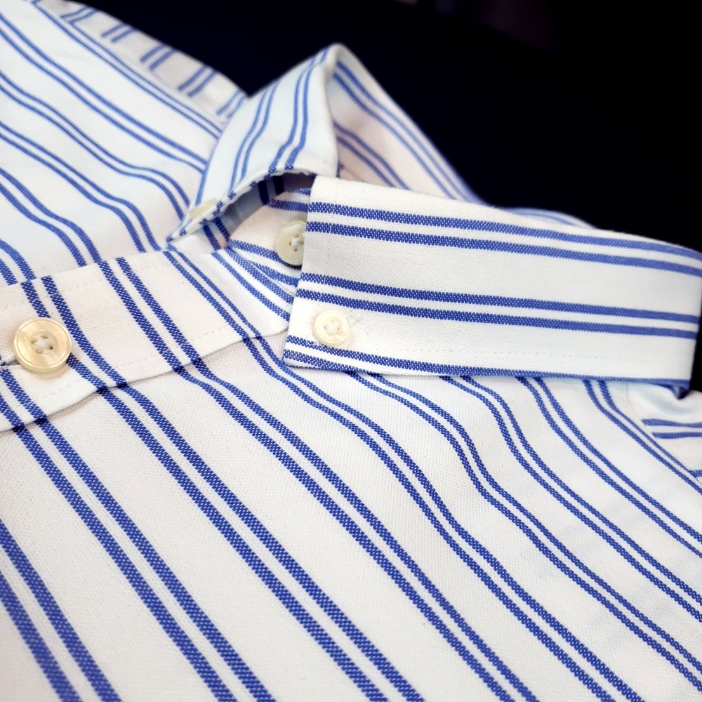 Untuckit casual button up shirt long sleeve